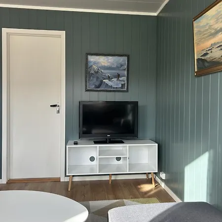 Solhaug Apartment, Fredvang Lägenhet *